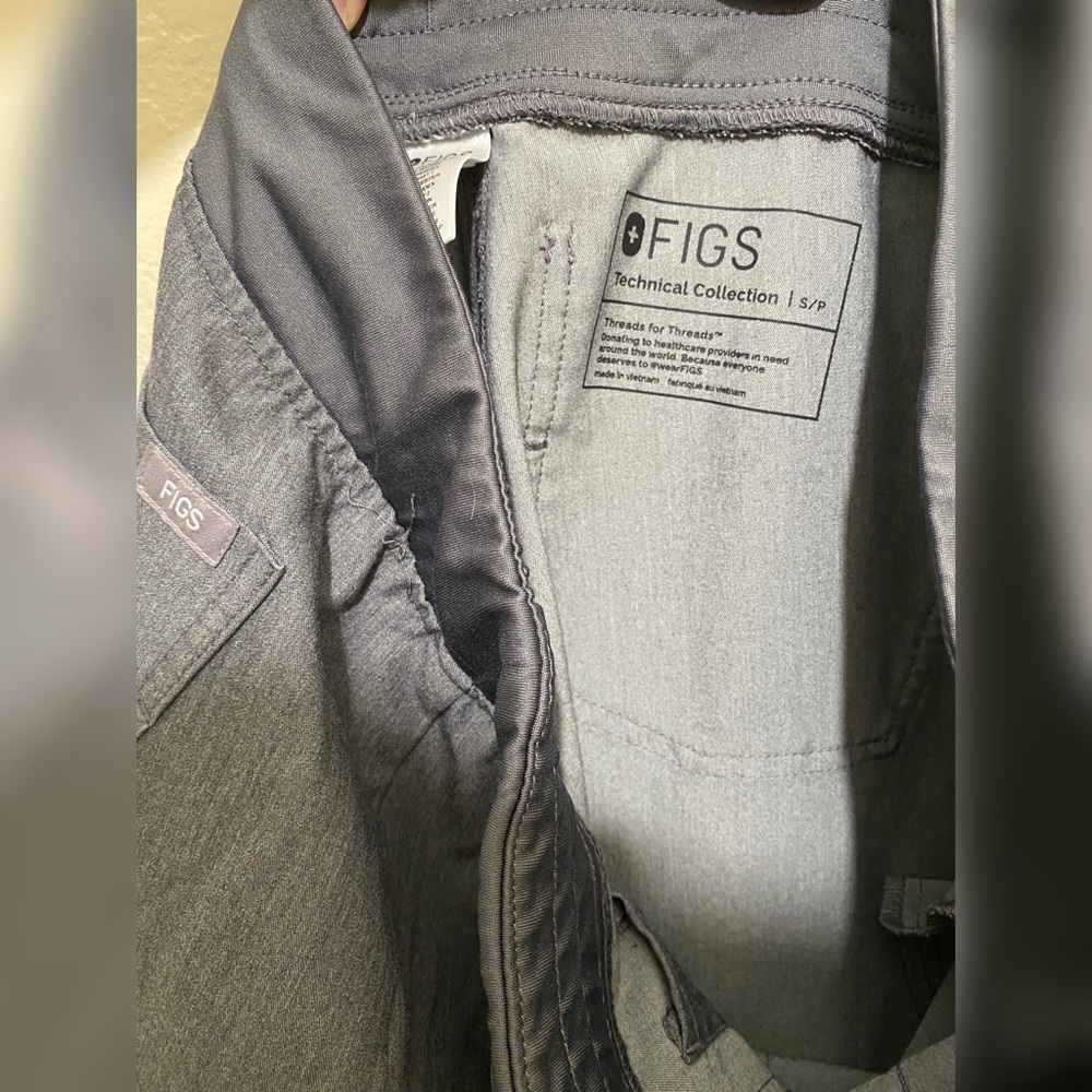 Women’s Graphite Zamora -Petite Jogger Scrub Pants